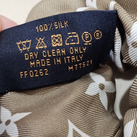 LOUIS VUITTON SCRUNCHIE HAIR ACCESSORY SET 2 RIBBONS 100% SILK GIANT MONOGRAM - Picture 7 of 12